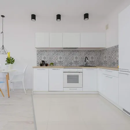 Modern Grzybowska Near Hala Mirowska By Renters * Warsaw