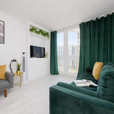 Apartment Modern Grzybowska Near Hala Mirowska By Renters