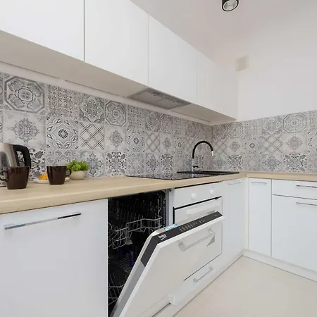 Appartamento Modern Grzybowska Near Hala Mirowska By Renters Varsavia